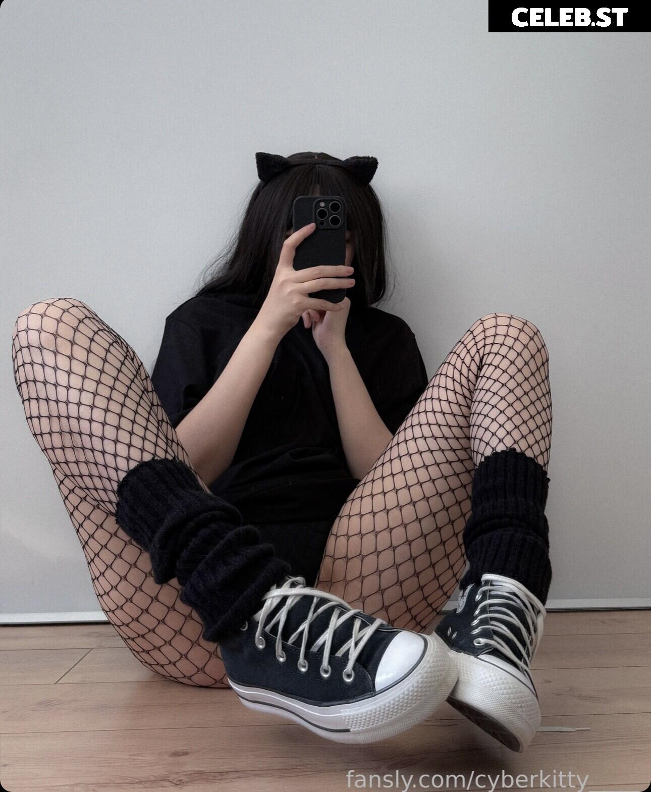 cyberkitty_____  / Dayana Yessembayeva / cyberkitty Image 20358589