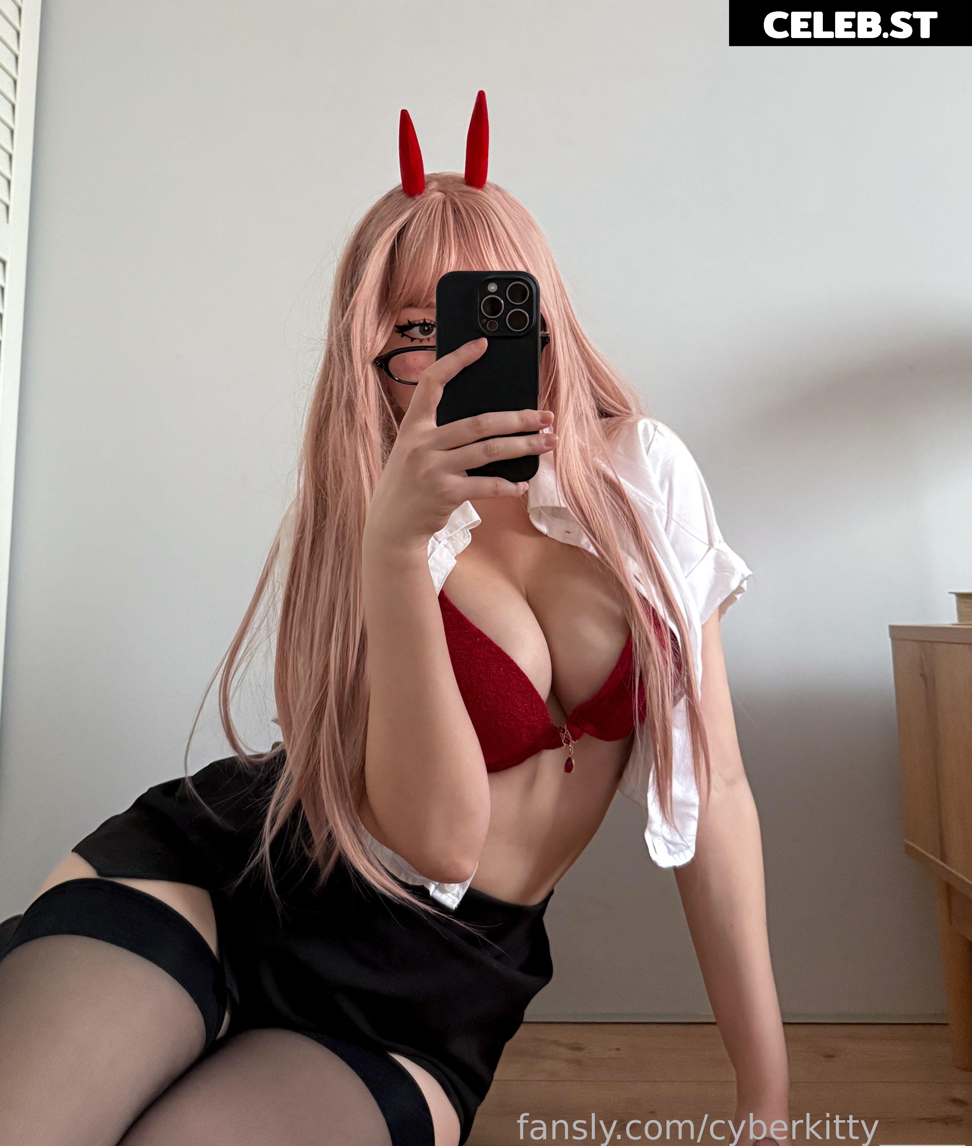 cyberkitty_____  / Dayana Yessembayeva / cyberkitty Image 20358710