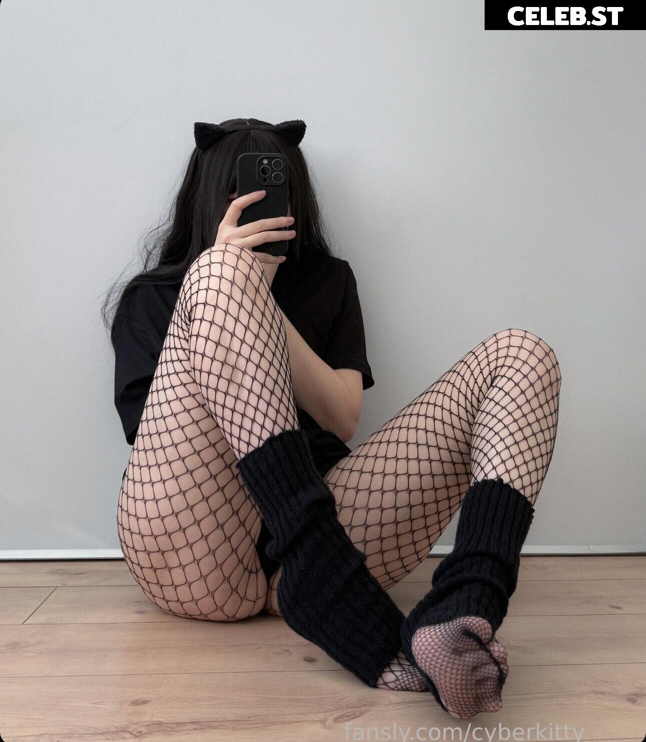cyberkitty_____  / Dayana Yessembayeva / cyberkitty Image 20358601
