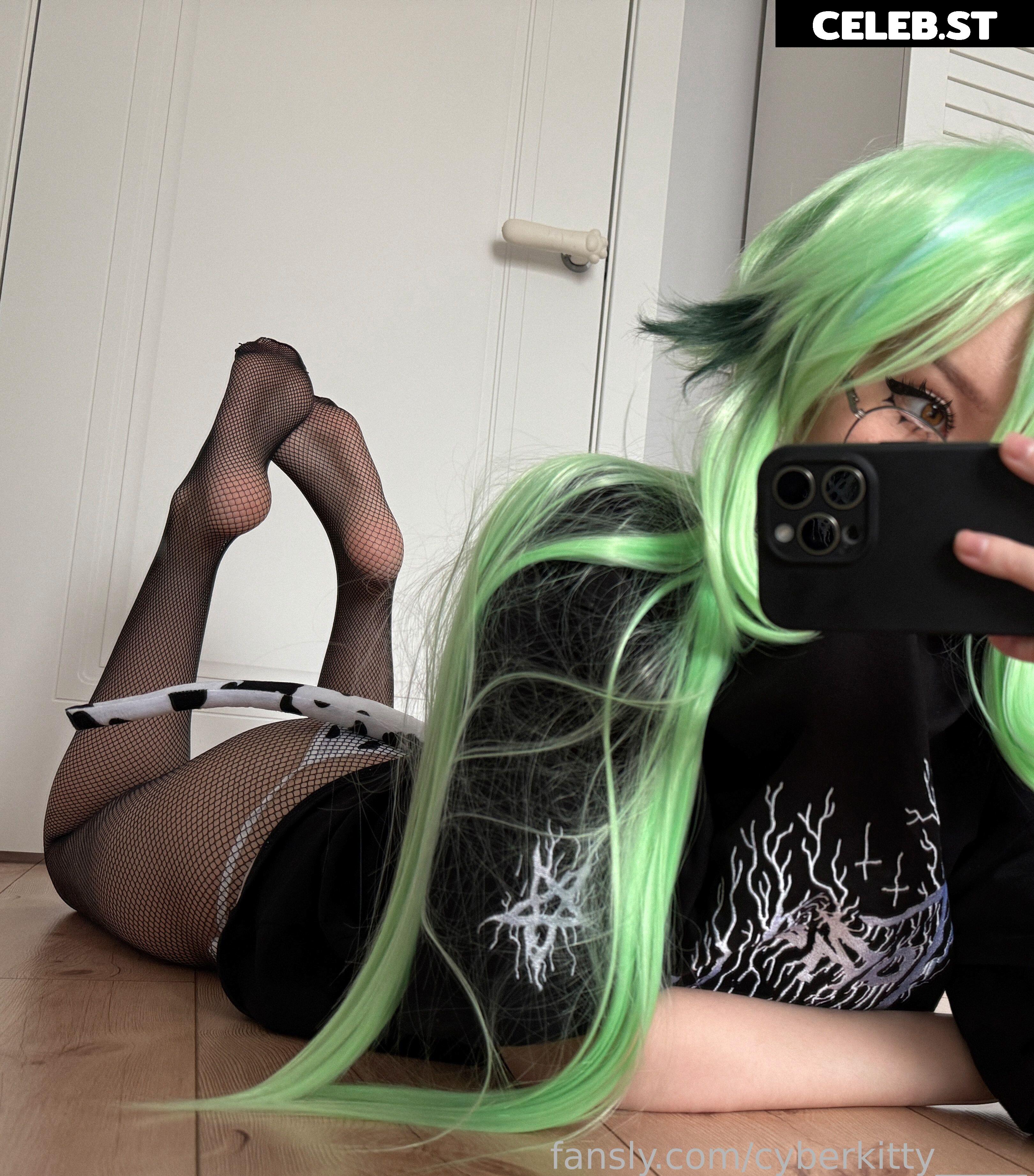 cyberkitty_____  / Dayana Yessembayeva / cyberkitty Image 20358300