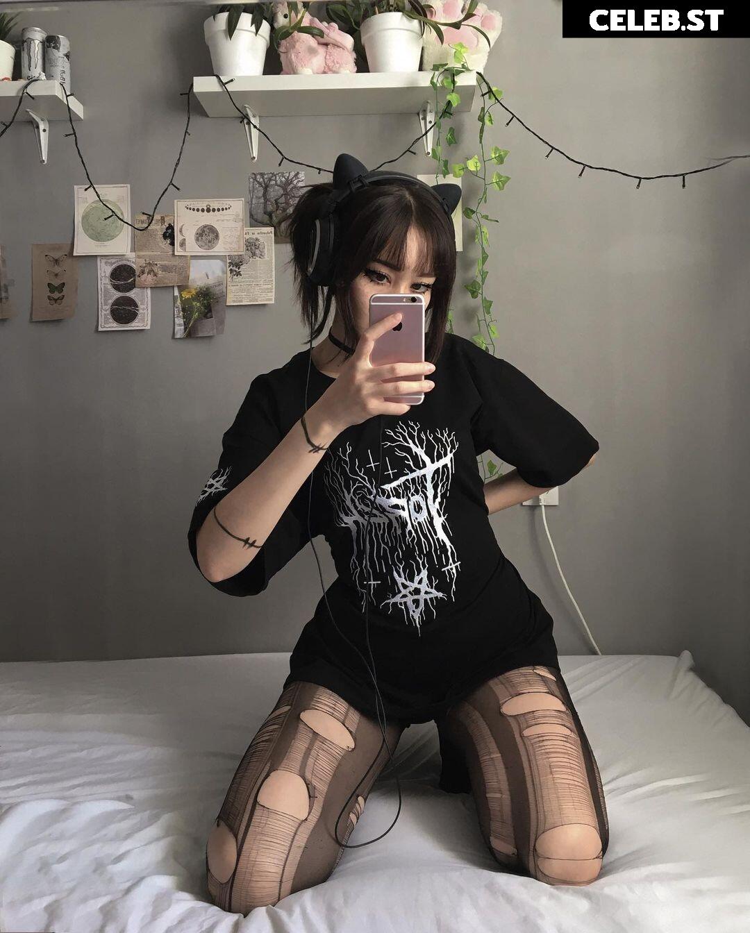 cyberkitty_____  / Dayana Yessembayeva / cyberkitty Image 20357569
