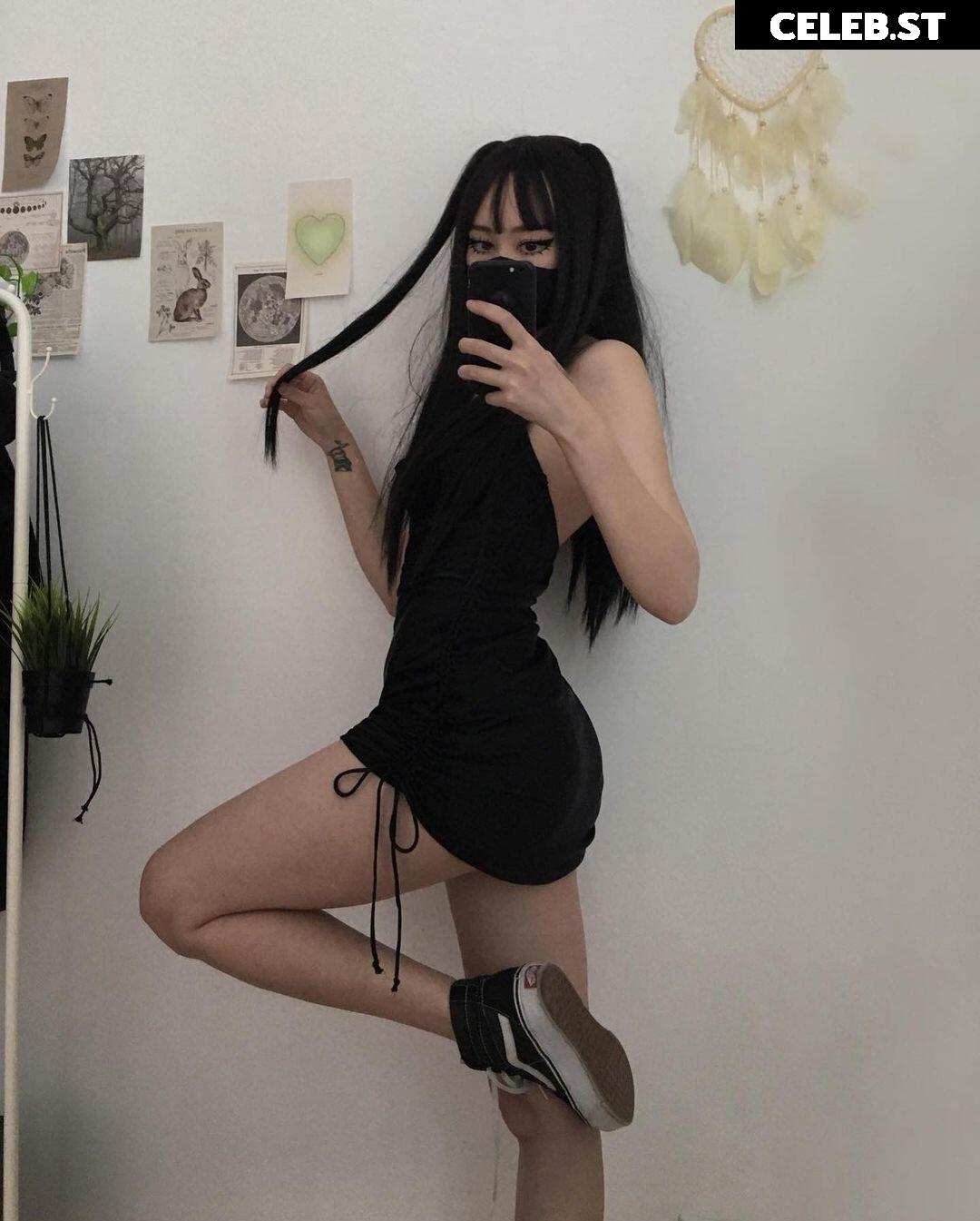 cyberkitty_____  / Dayana Yessembayeva / cyberkitty Image 20357568