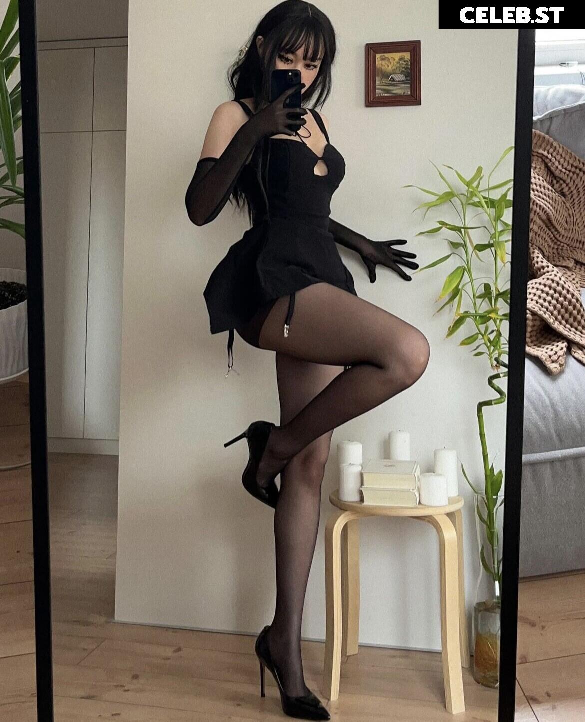 cyberkitty_____  / Dayana Yessembayeva / cyberkitty Image 20357620