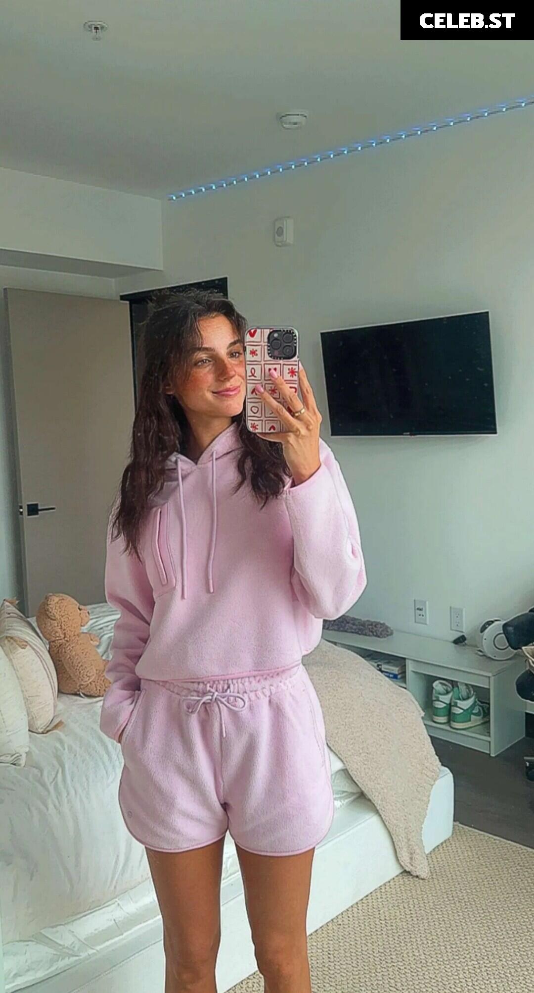 sav - savannah_demers - savannahraedemers Image 20356426
