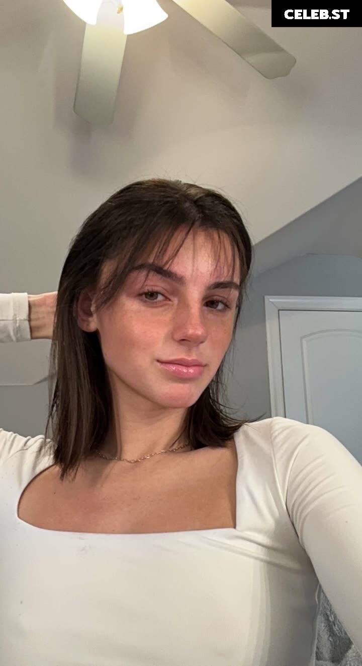 sav - savannah_demers - savannahraedemers Image 20356455