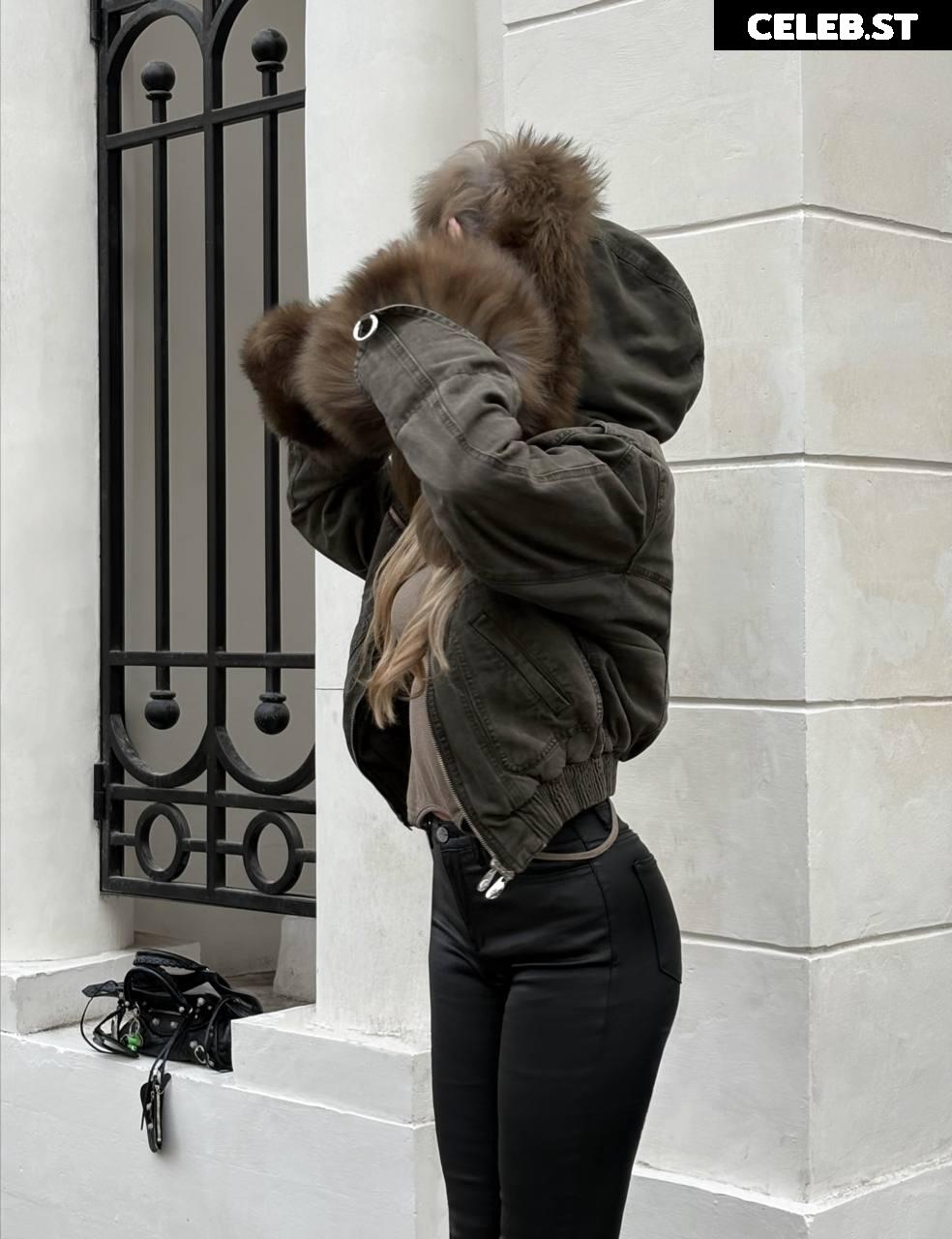 Anisimova Anastasia / anisimovaanastasia Image 20356350