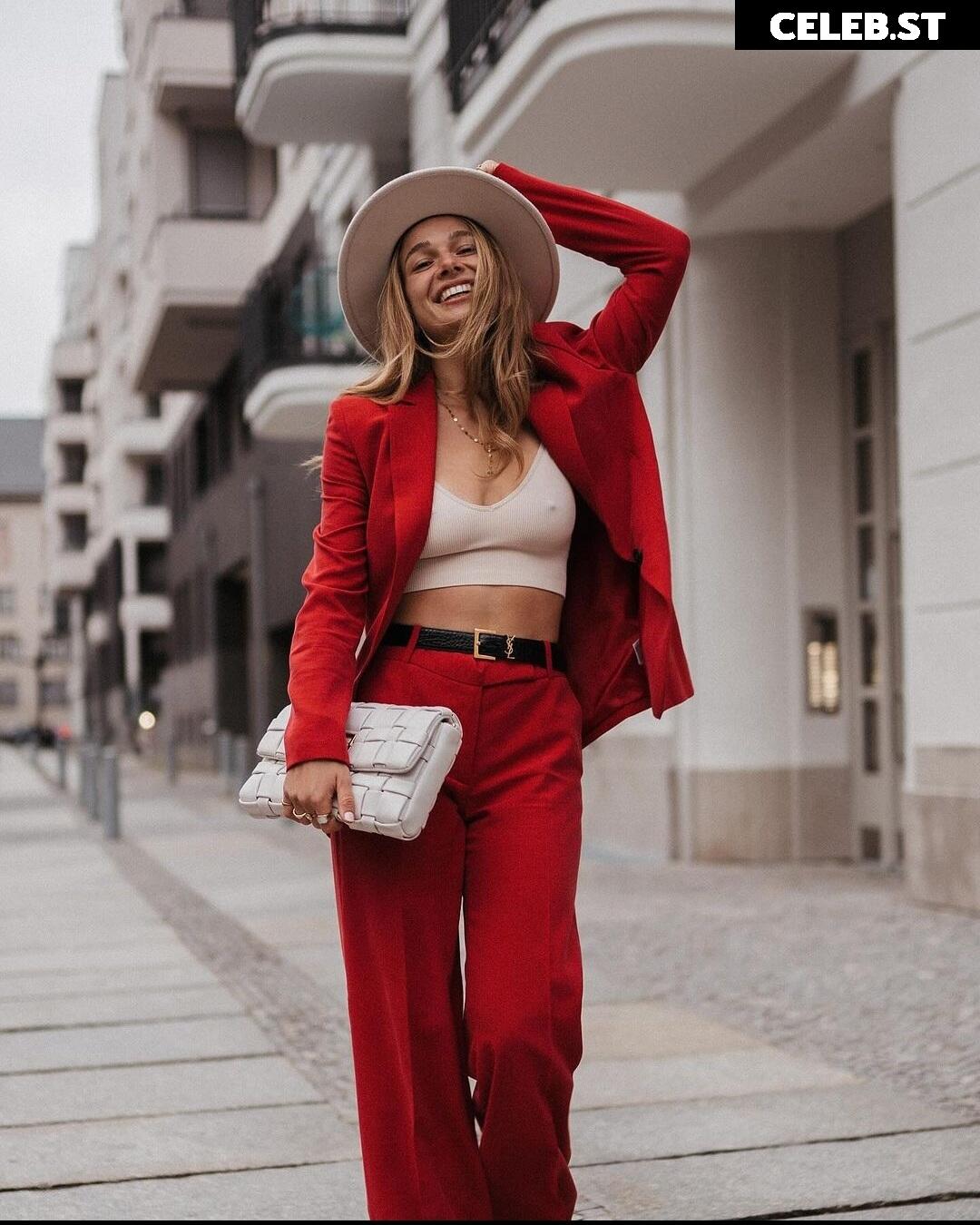 Lola Weippert Image 2035299