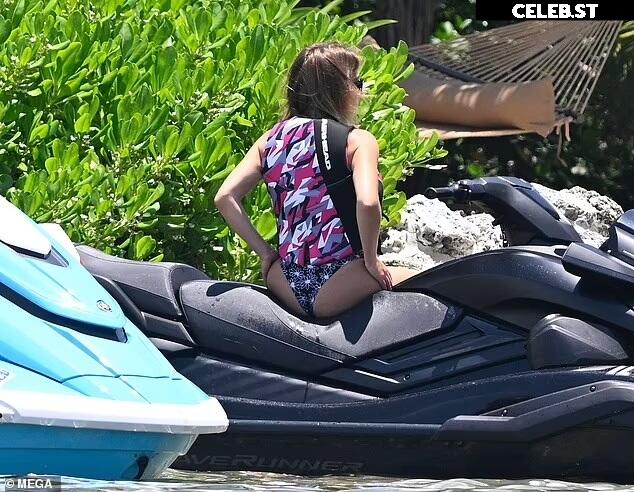 Sydney Sweeney Image 2037903