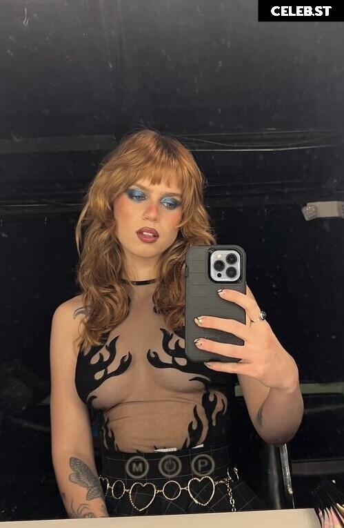 Cera Gibson Image 20349771