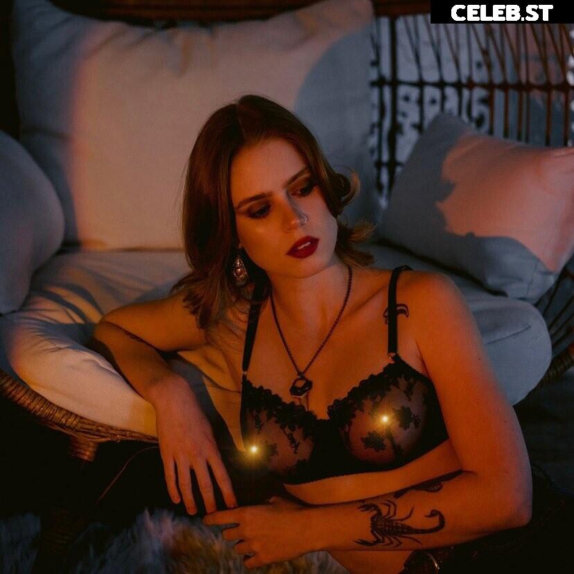 Cera Gibson Image 20349645