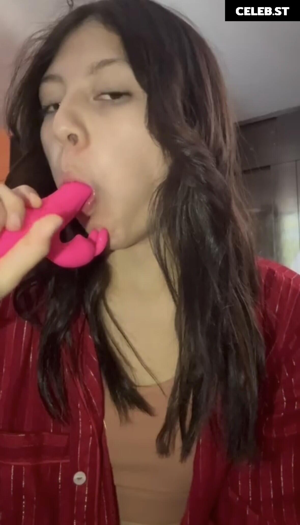 Valentina Solis Santoyo | Cervantes Solis | perladorada1717 | Hungry-Dealer-9772 Image 20327933
