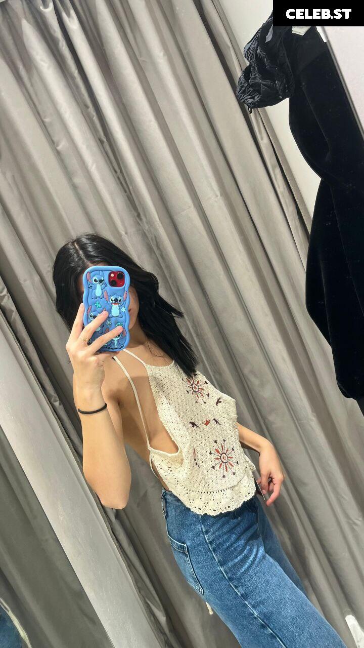 Valentina Solis Santoyo | Cervantes Solis | perladorada1717 | Hungry-Dealer-9772 Image 20327887