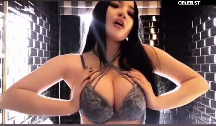 Monica Ardhea Image 20248459
