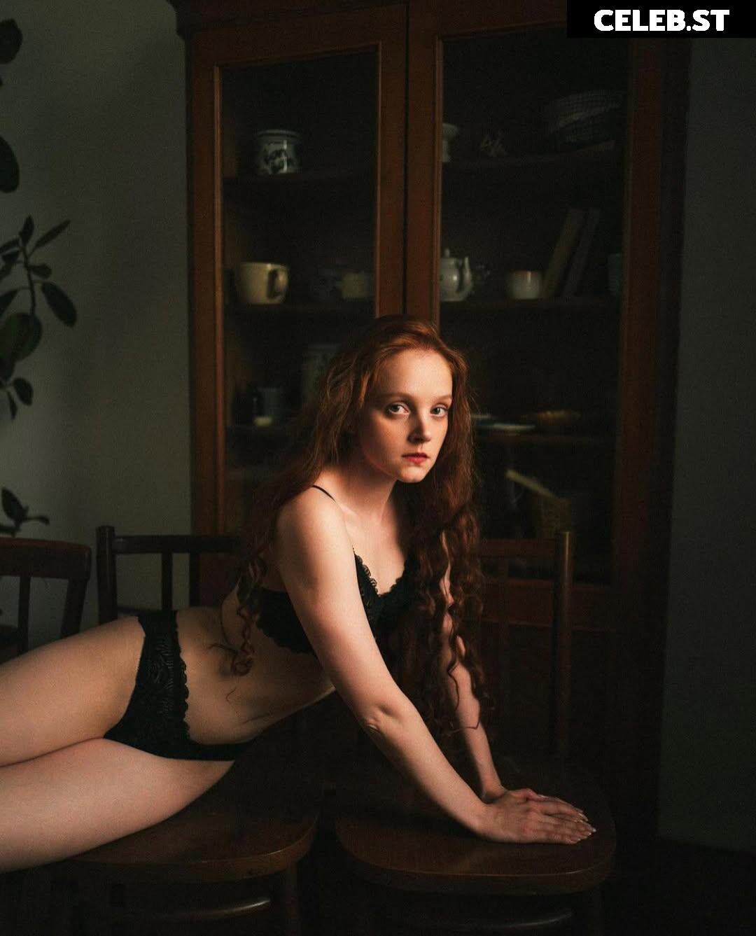 Shcherbakova Darya | Foxy Dariy (@re_foxy_dariy) Image 20242433