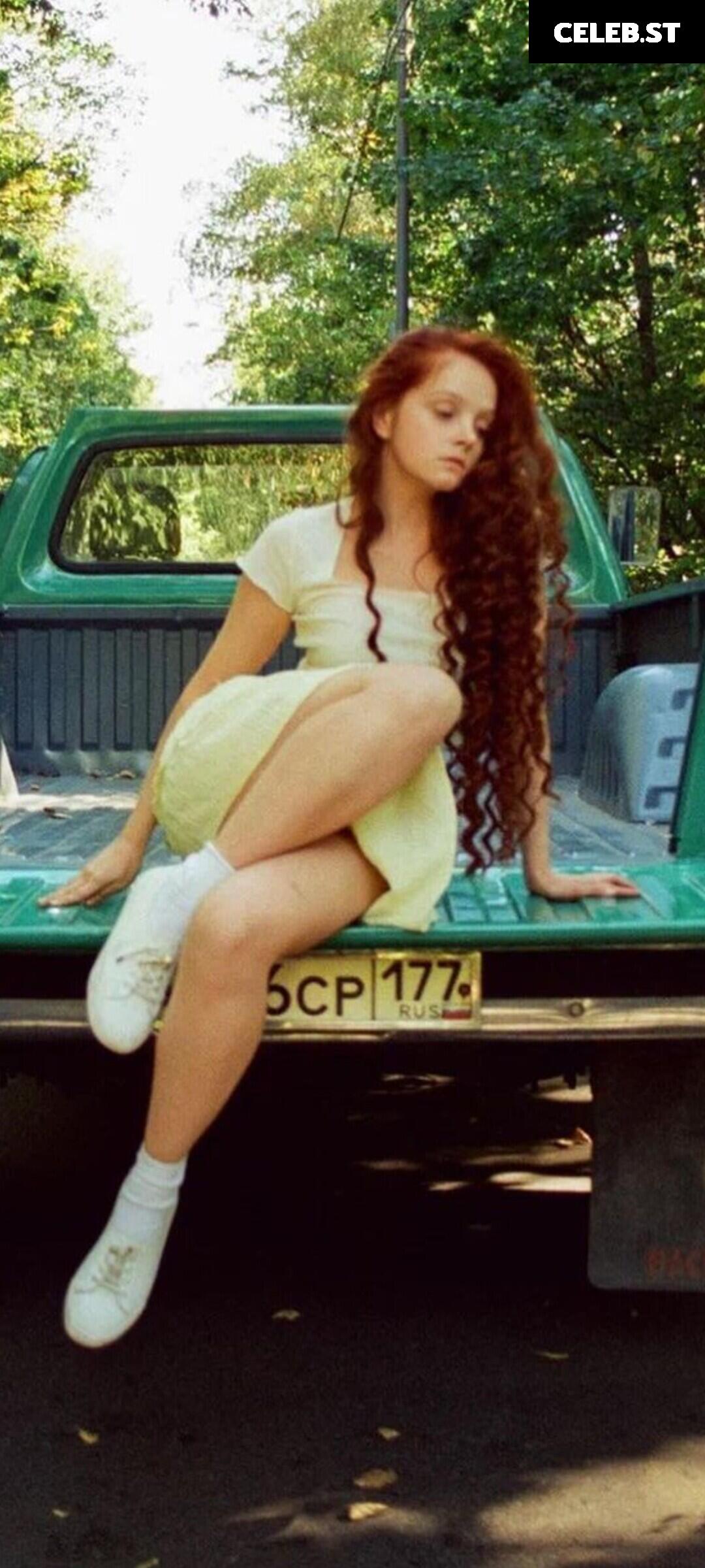 Shcherbakova Darya | Foxy Dariy (@re_foxy_dariy) Image 20242277