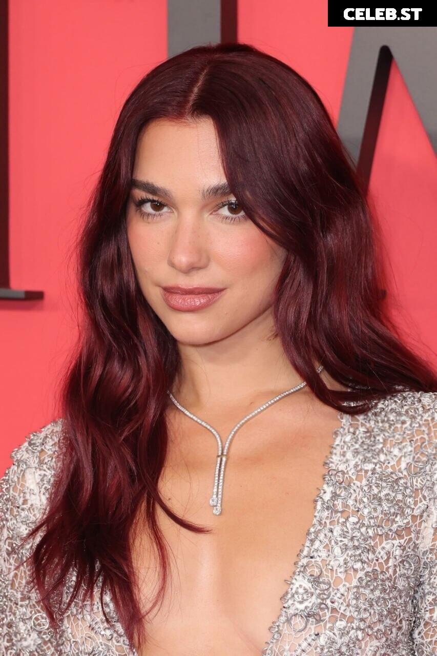 Dua Lipa Image 2021820