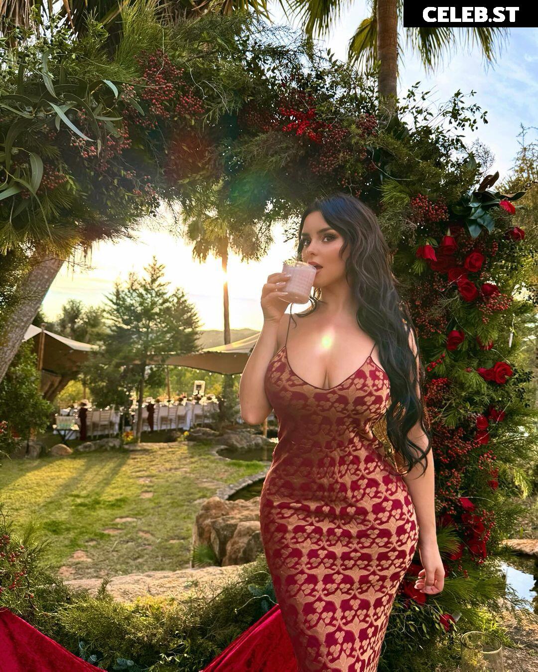 Demi Rose Mawby Image 20211312