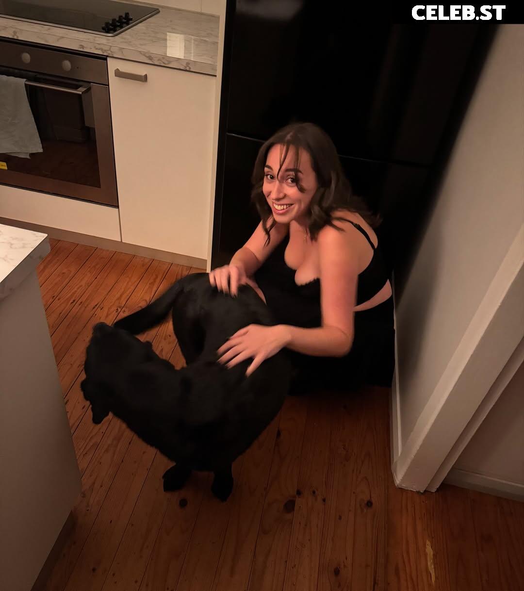 Abby boom / abbyboomofficial Image 20211258