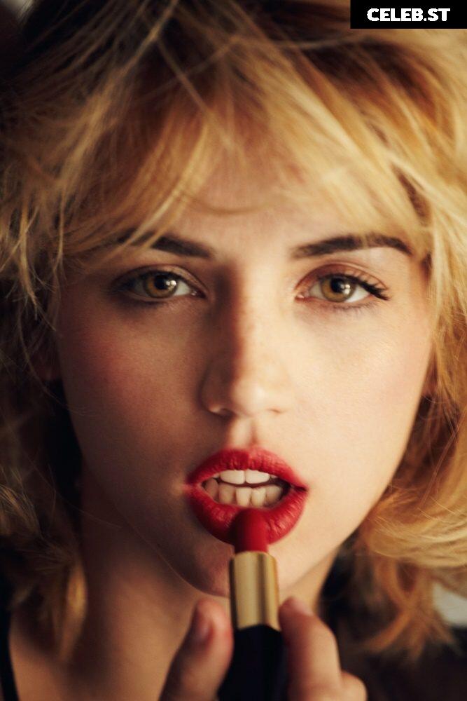 Ana De Armas Image 2022559