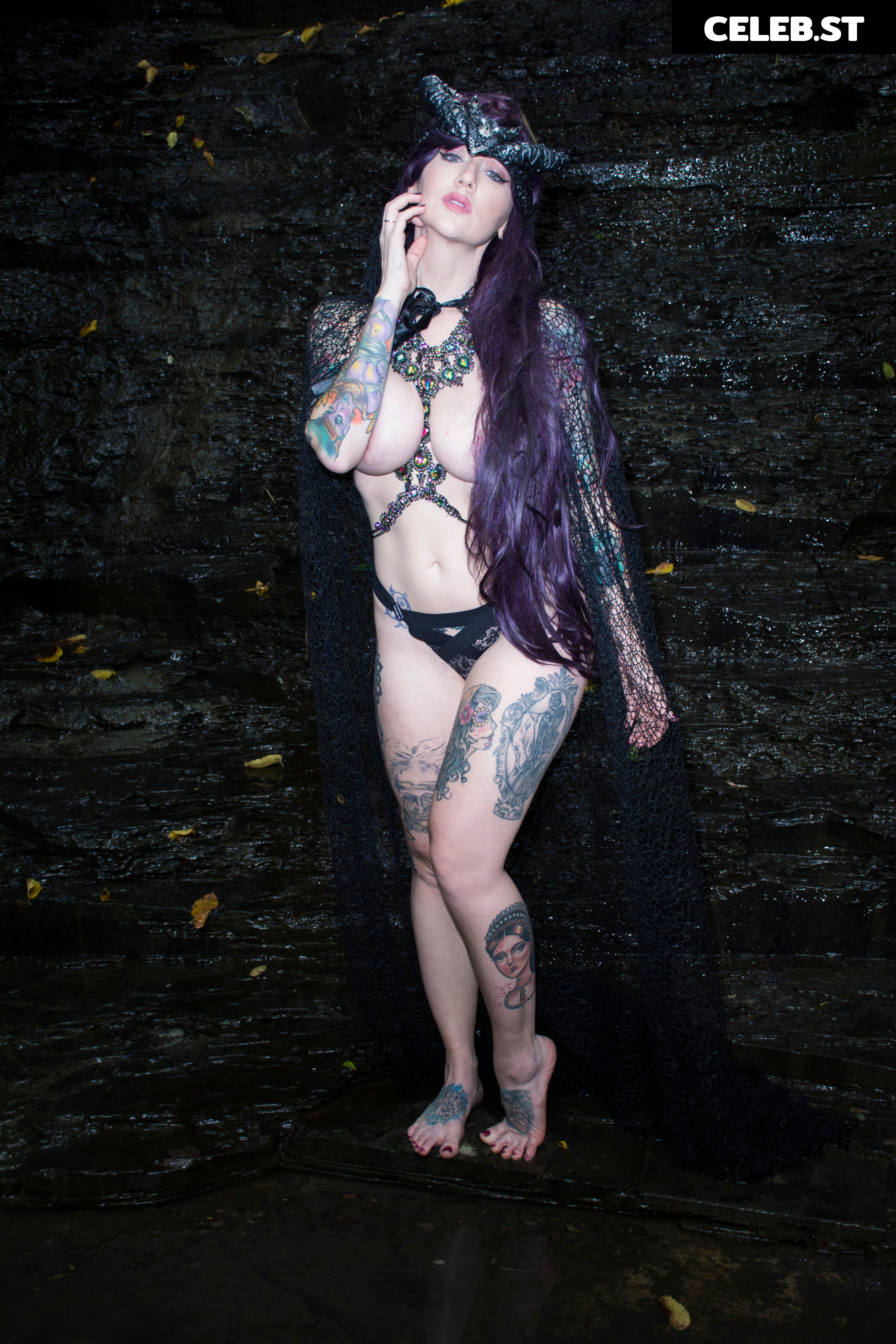 Erica Fett Image 20233694