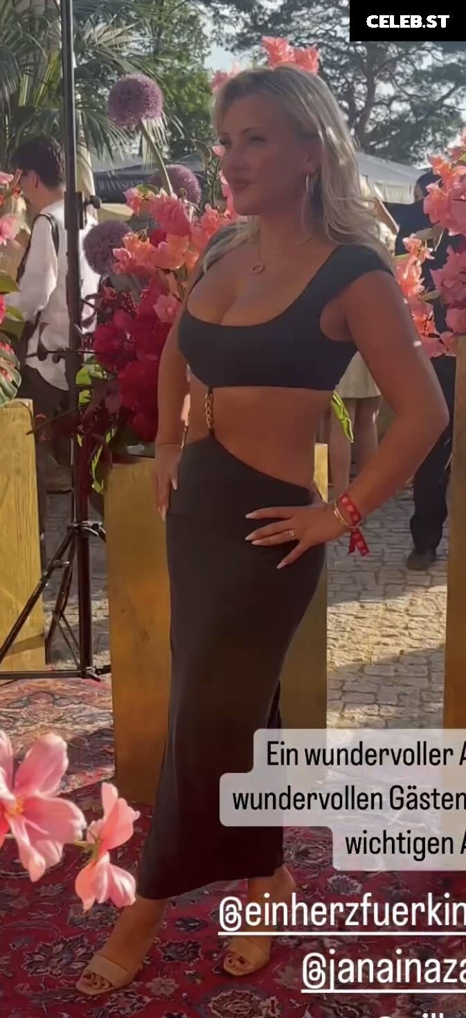 Evelyn Burdecki Image 2020613