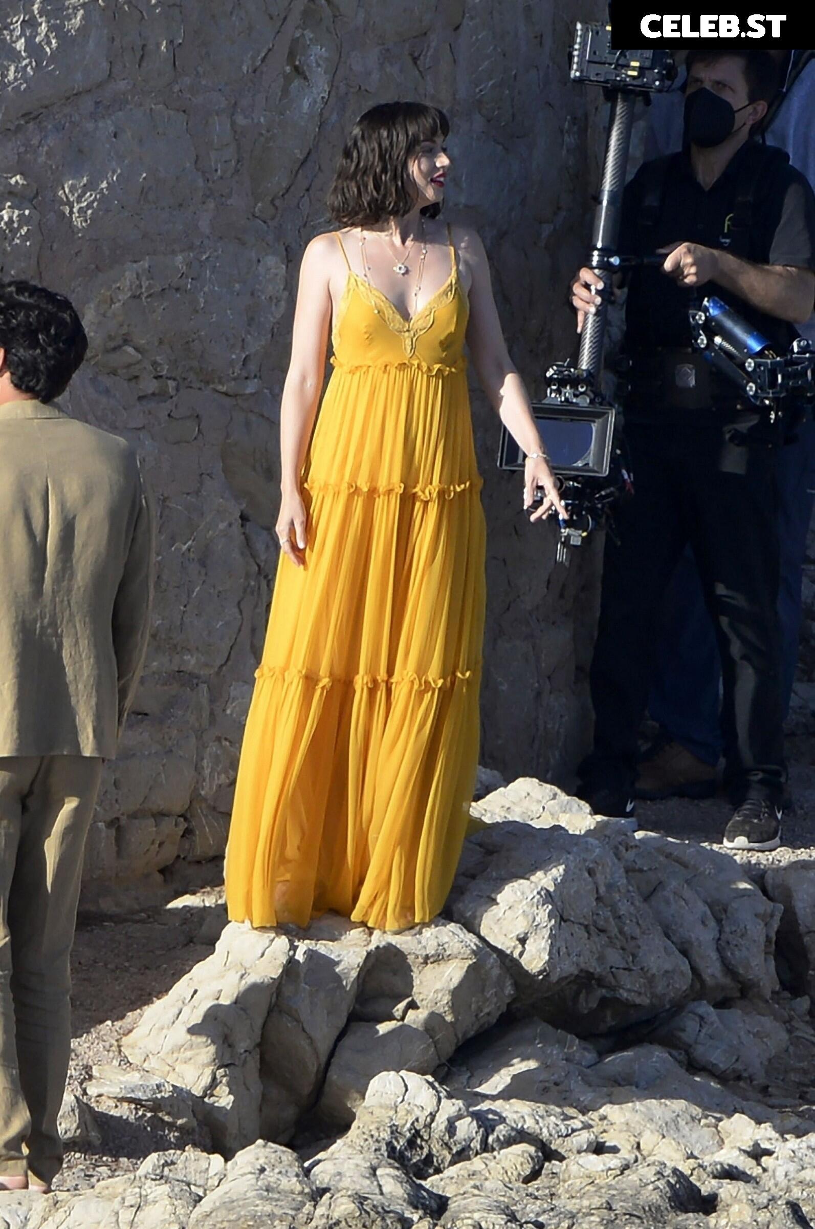 Ana De Armas Image 2020600