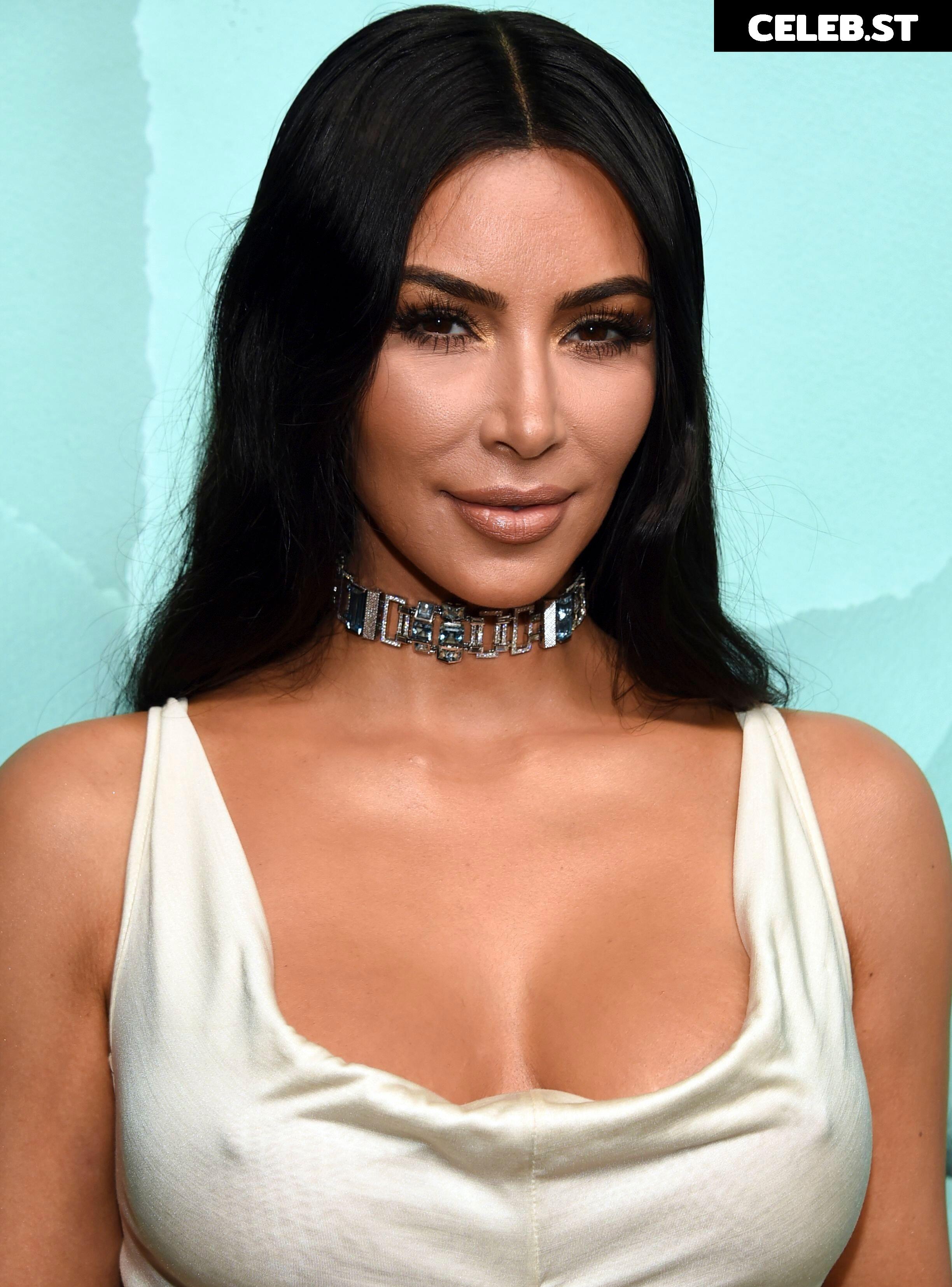 Kim Kardashian Image 2020331