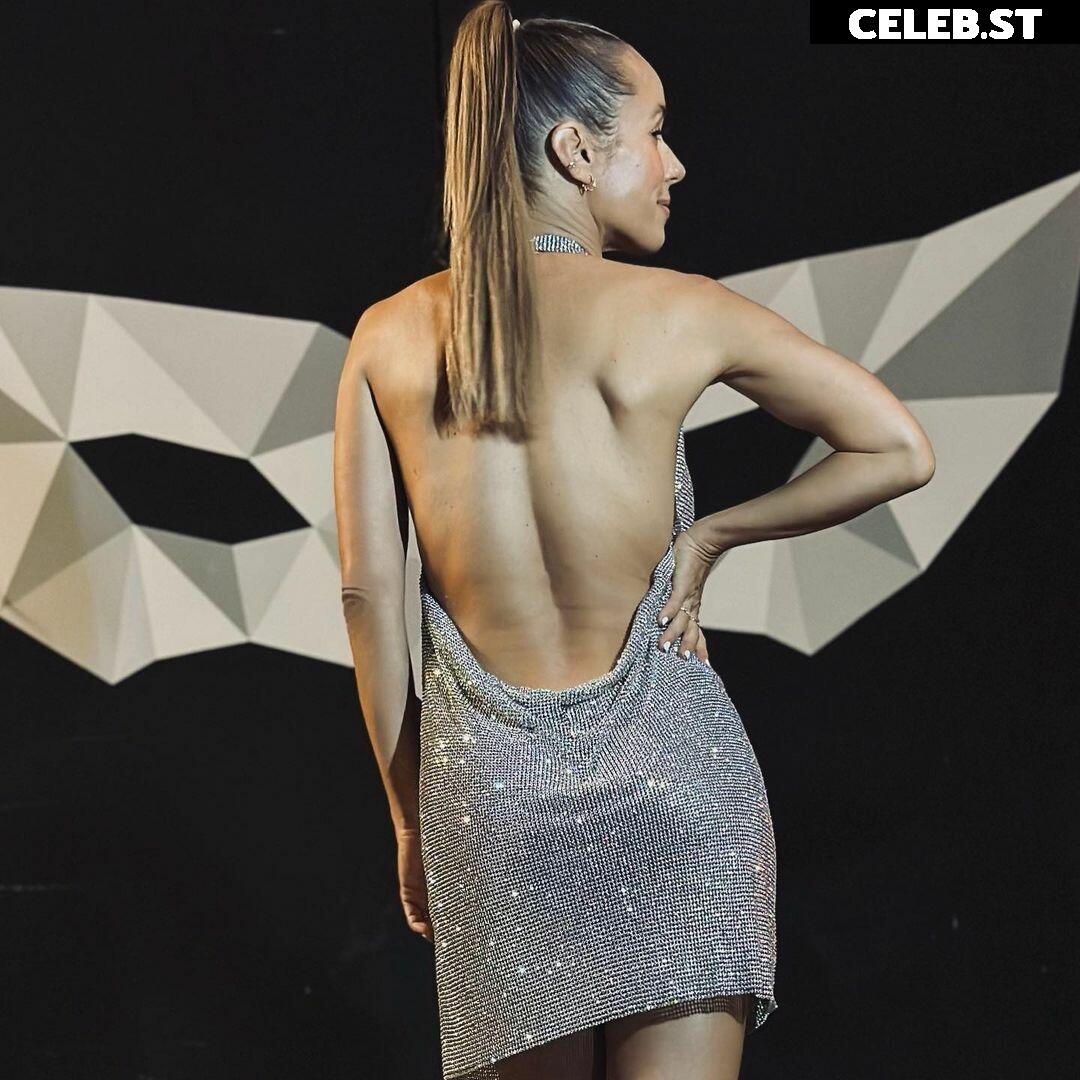 Annemarie Carpendale Image 2020233