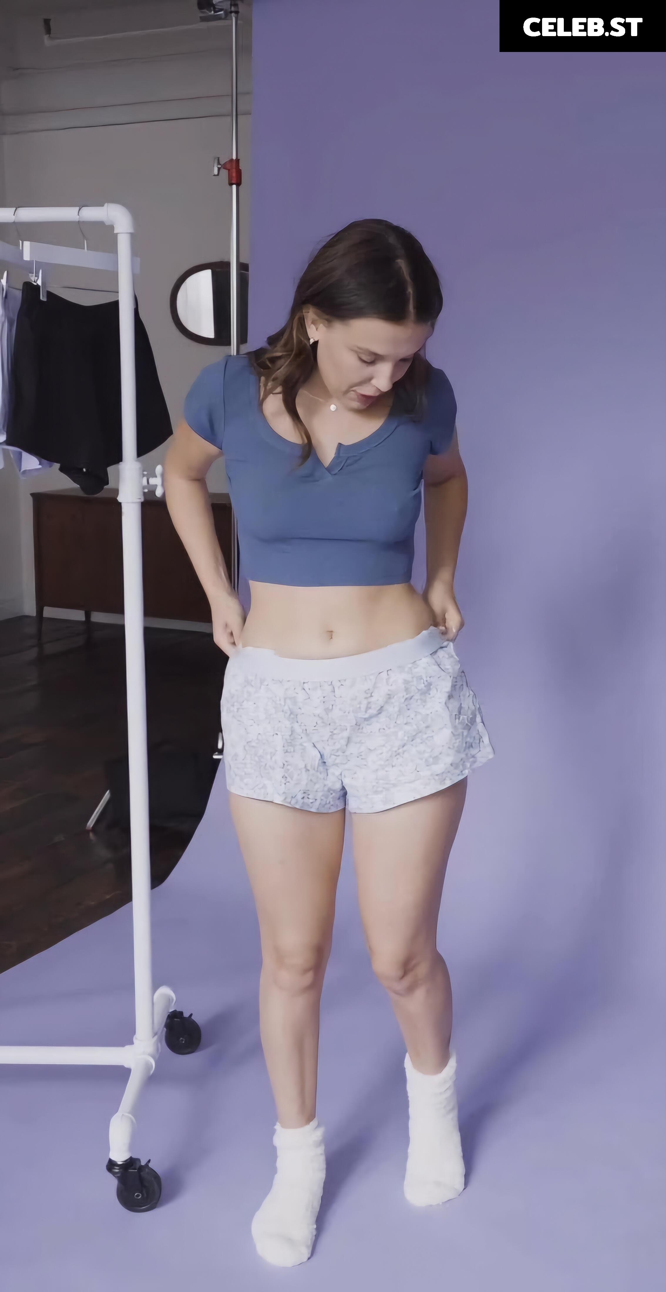 Millie Bobby Brown Image 2029891