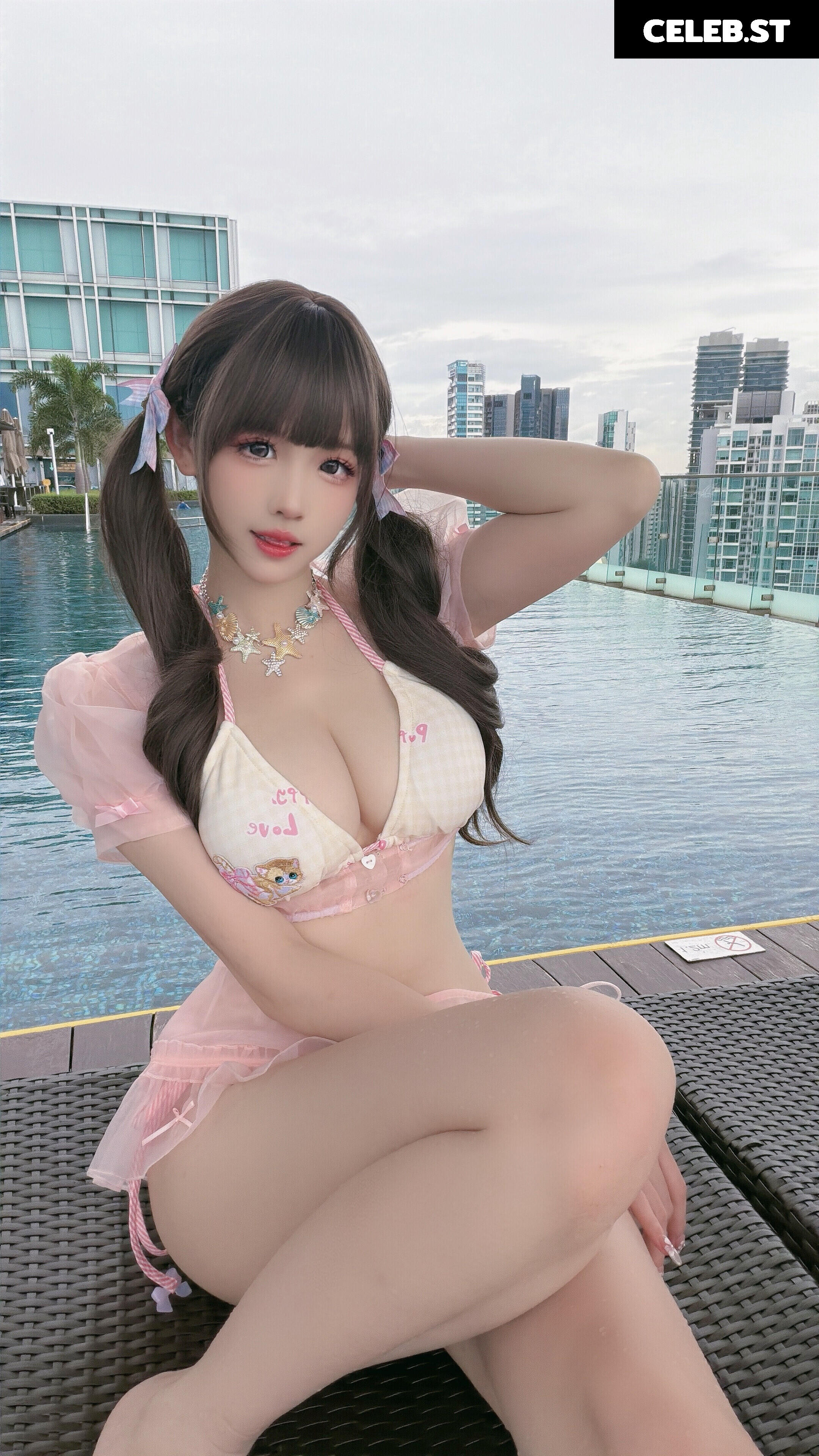 mikomikoww or Miko Image 20284766