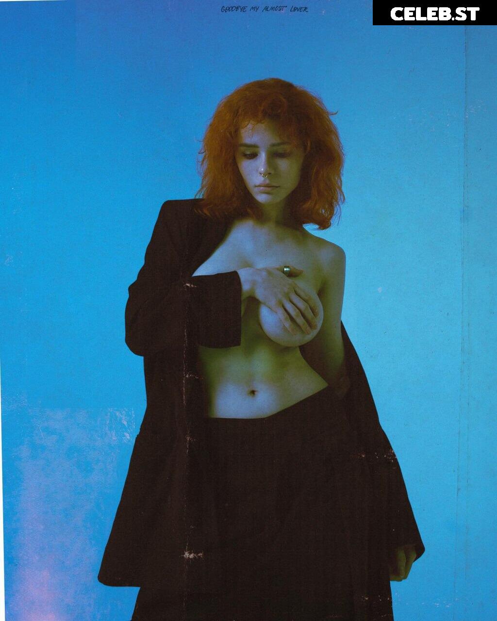 kari Pitinova / tikivulpes / Vulpes Image 20157612