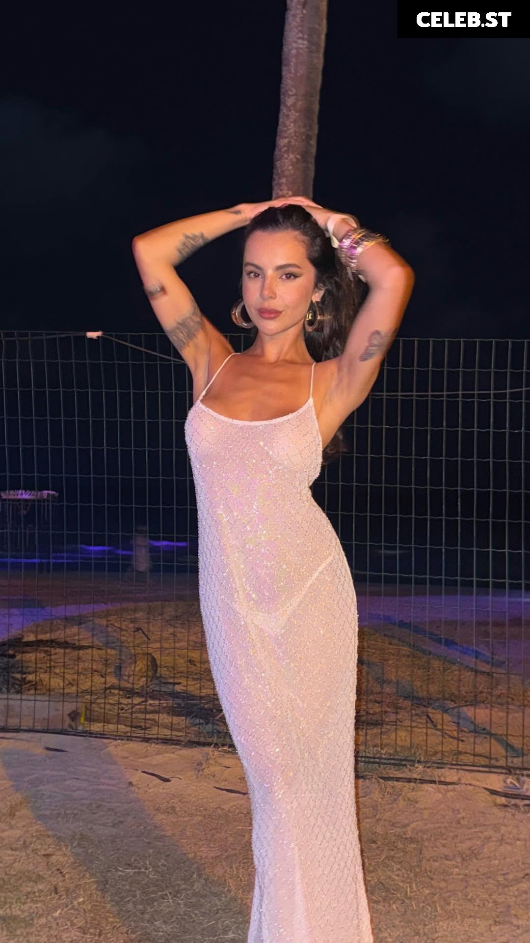 Giovanna Ferrarezi Image 20156602