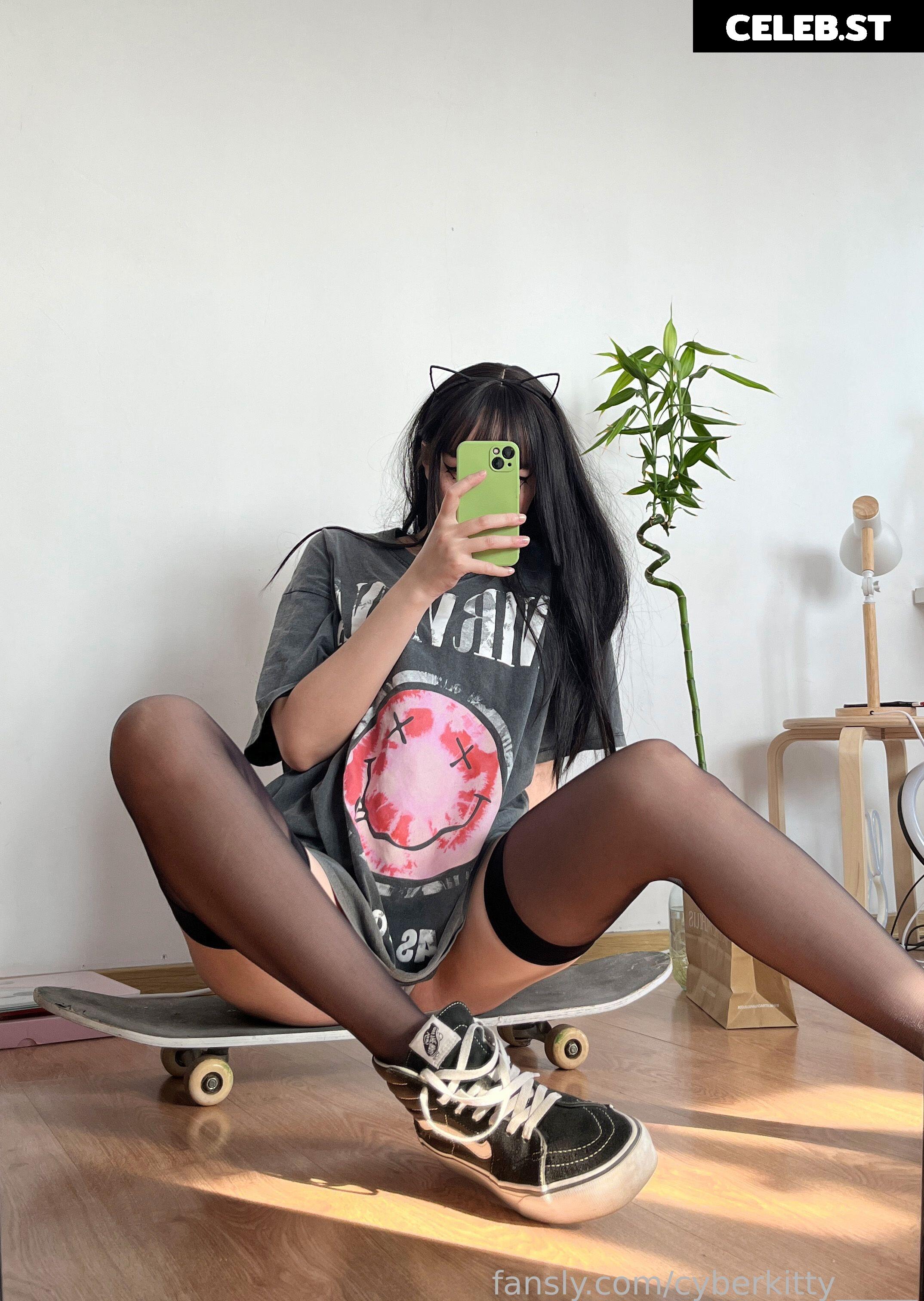 cyberkitty_____  / Dayana Yessembayeva / cyberkitty Image 20153318
