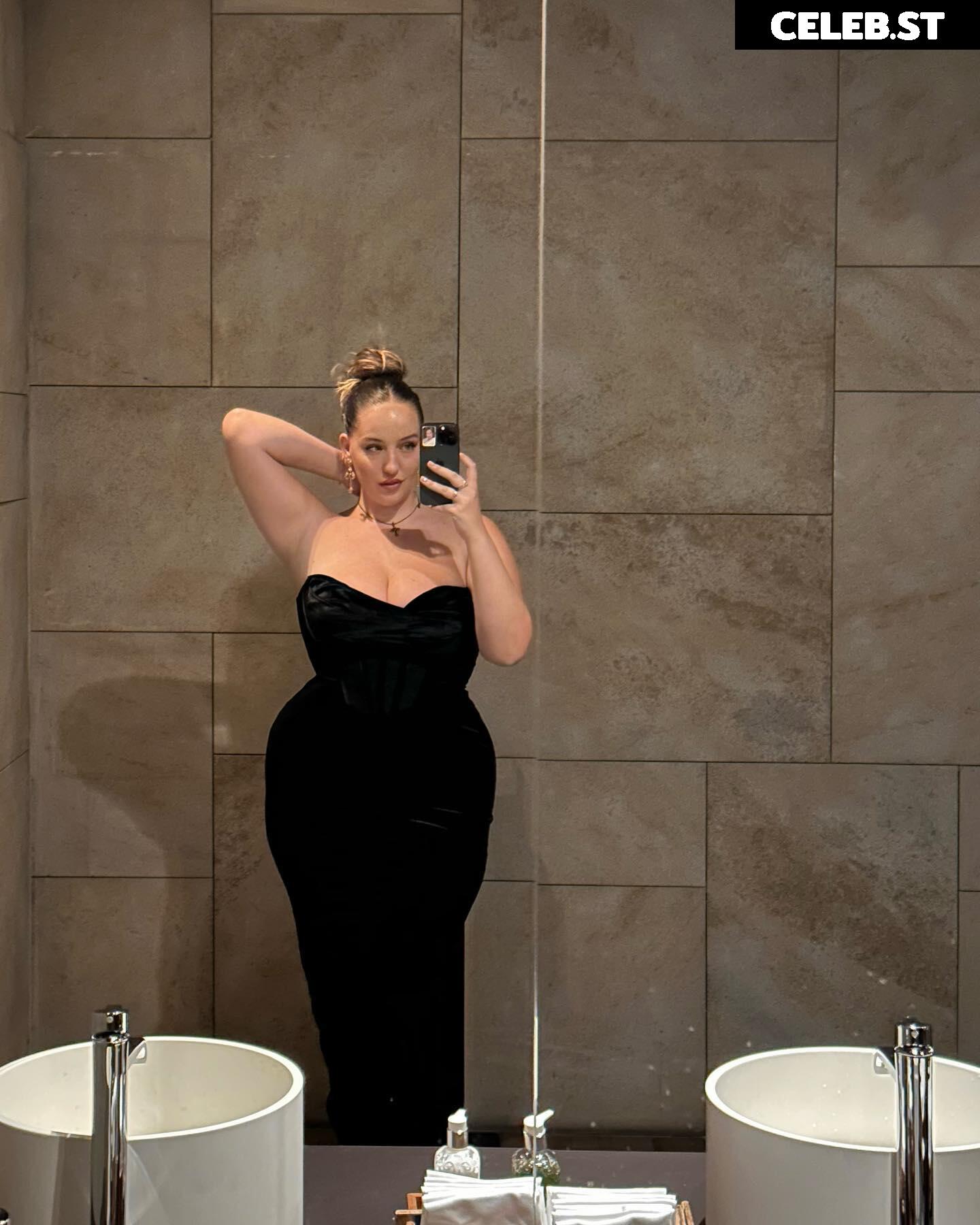 Joann van den Herik joannvdherik Image 20152832