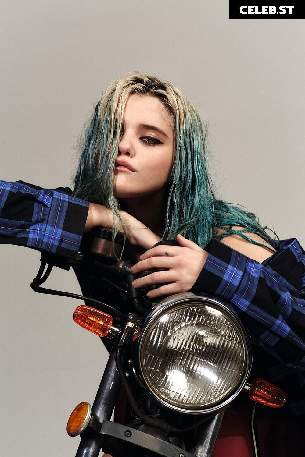 Sky Ferreira Image 20159134