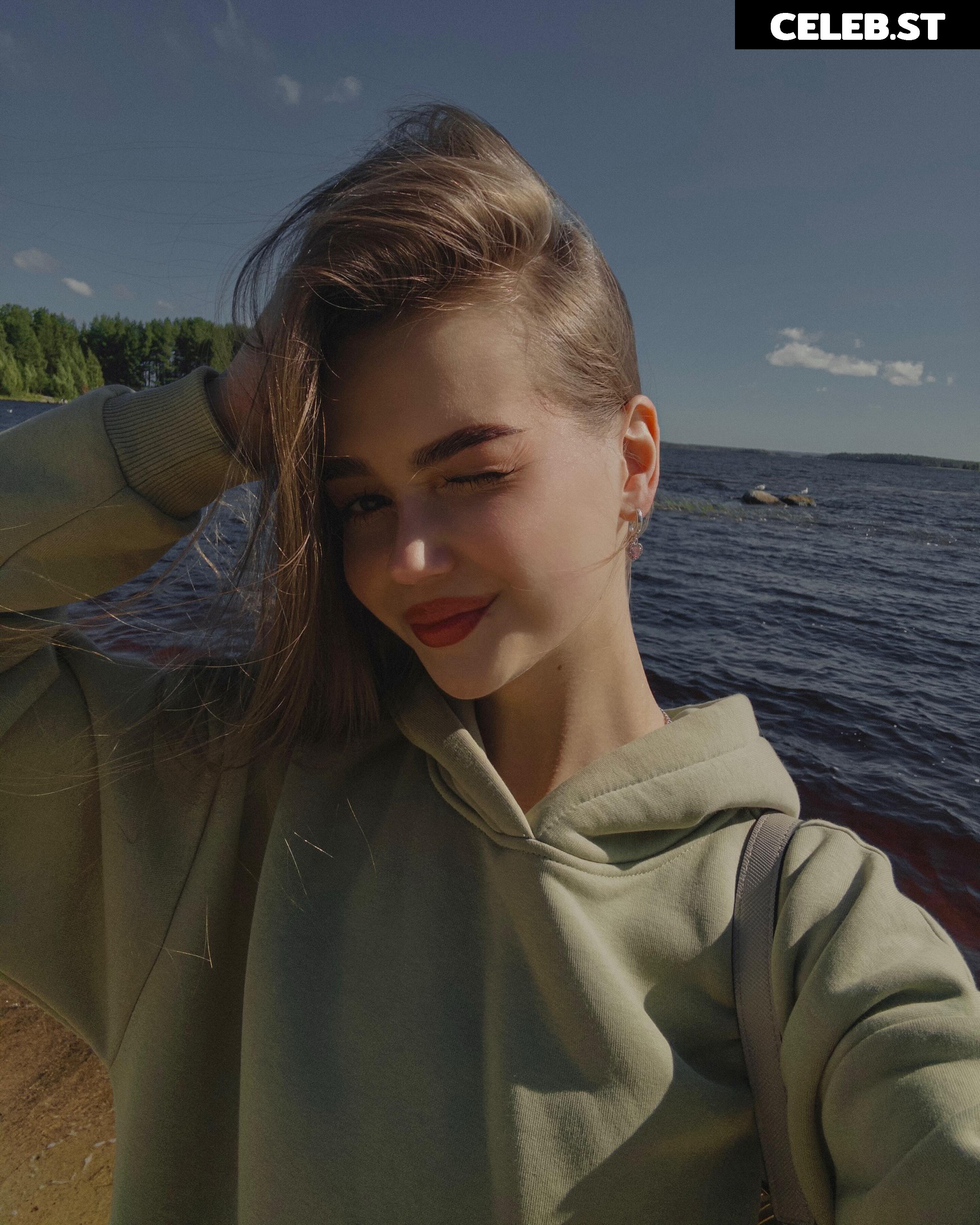 Alina Zaozerskaya / alina.zaozerskayaaa / zaozerskayalina / Алина Заозерская Image 20164039