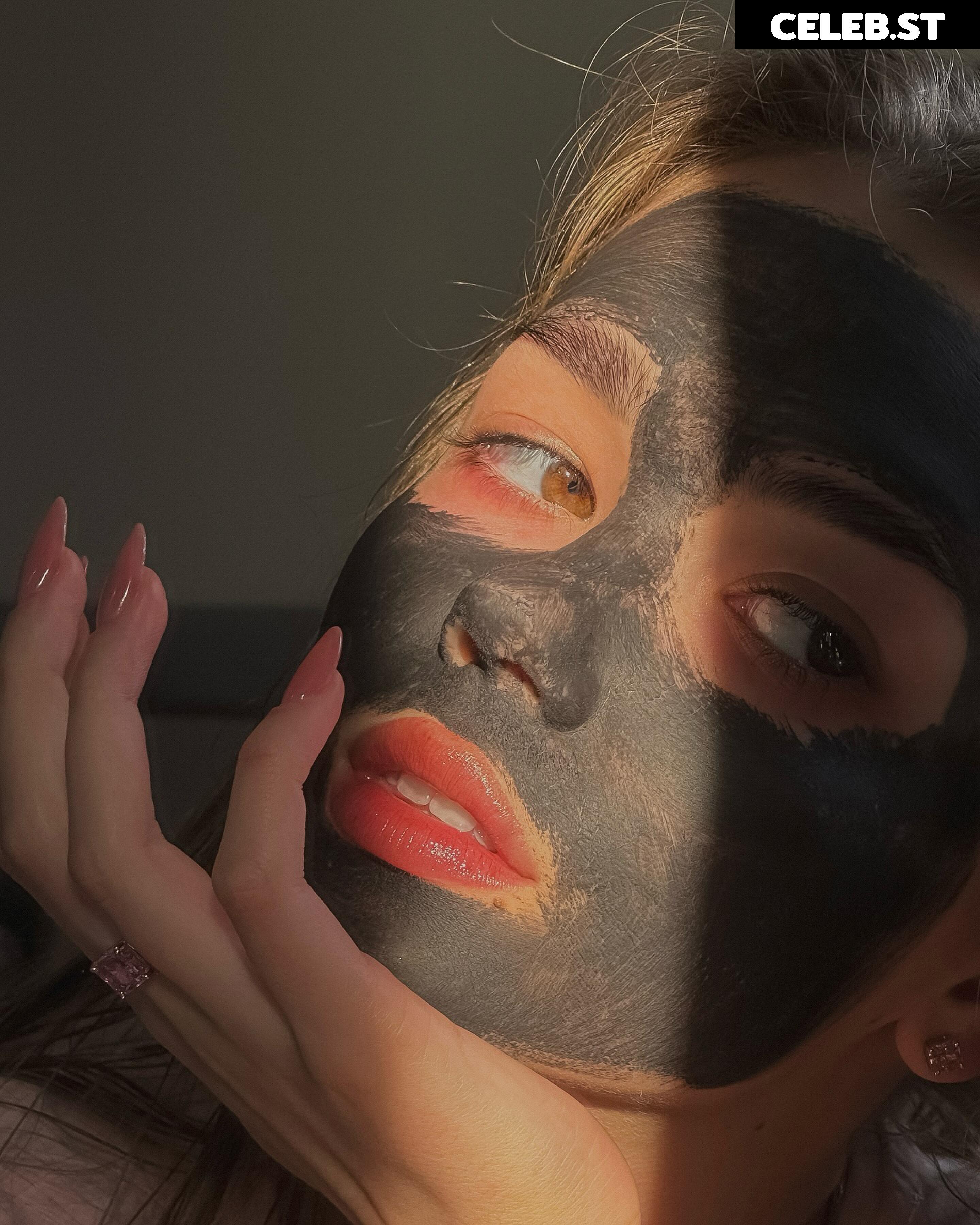 Alina Zaozerskaya / alina.zaozerskayaaa / zaozerskayalina / Алина Заозерская Image 20164047