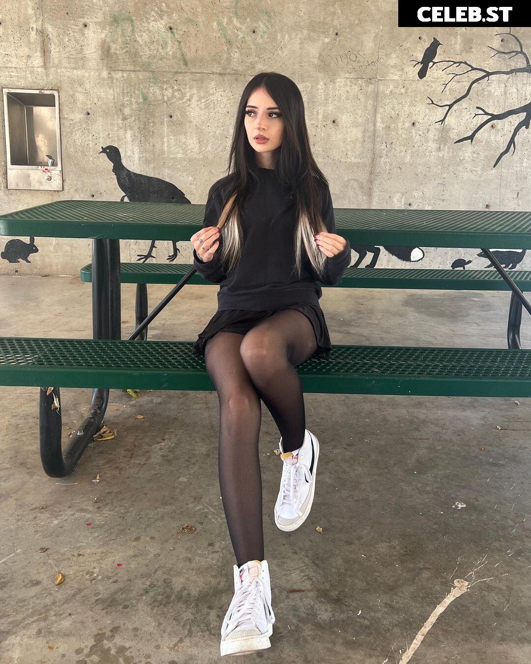 Cata Leyah / cata.leyah / cataleyah_ / leyahcata Image 20167376