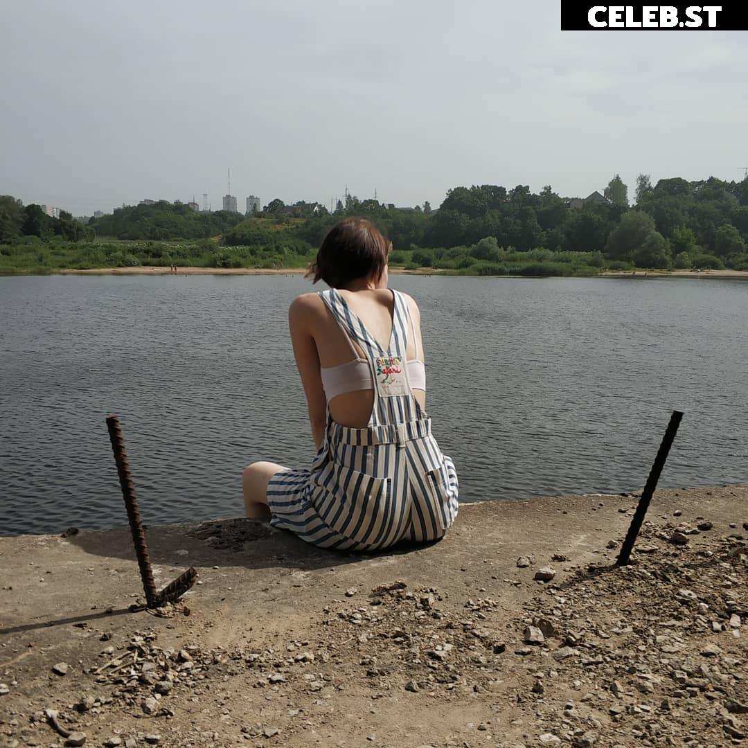 Daschushka / PeaceDaria Image 20167298