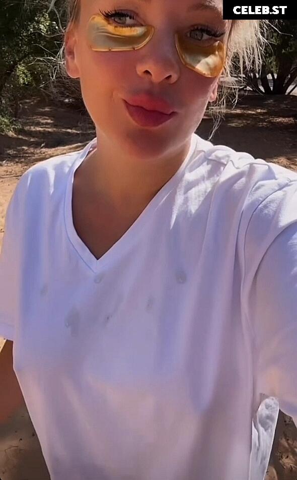 Evelyn Burdecki Image 2016036