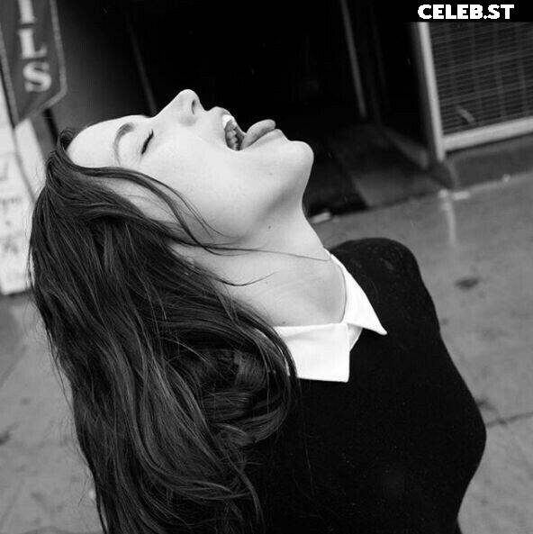 Ana De Armas Image 2016216