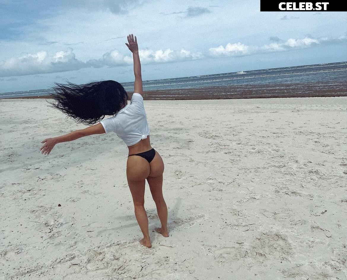 Kim Kardashian Image 2017565