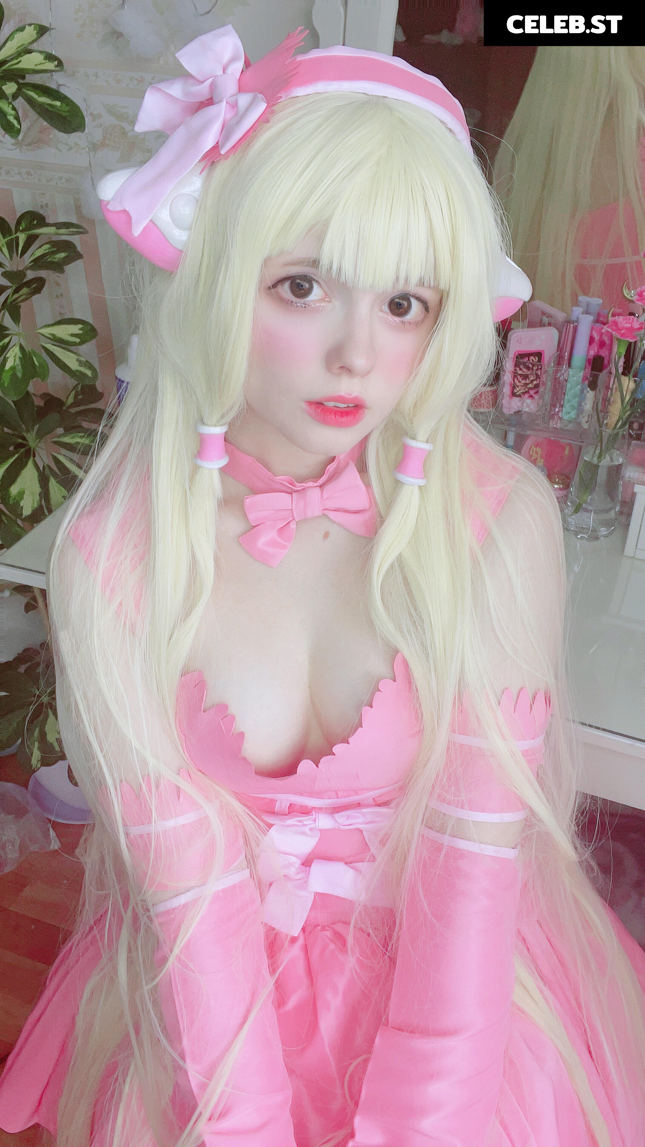 Saya Scarlet Image 20171865