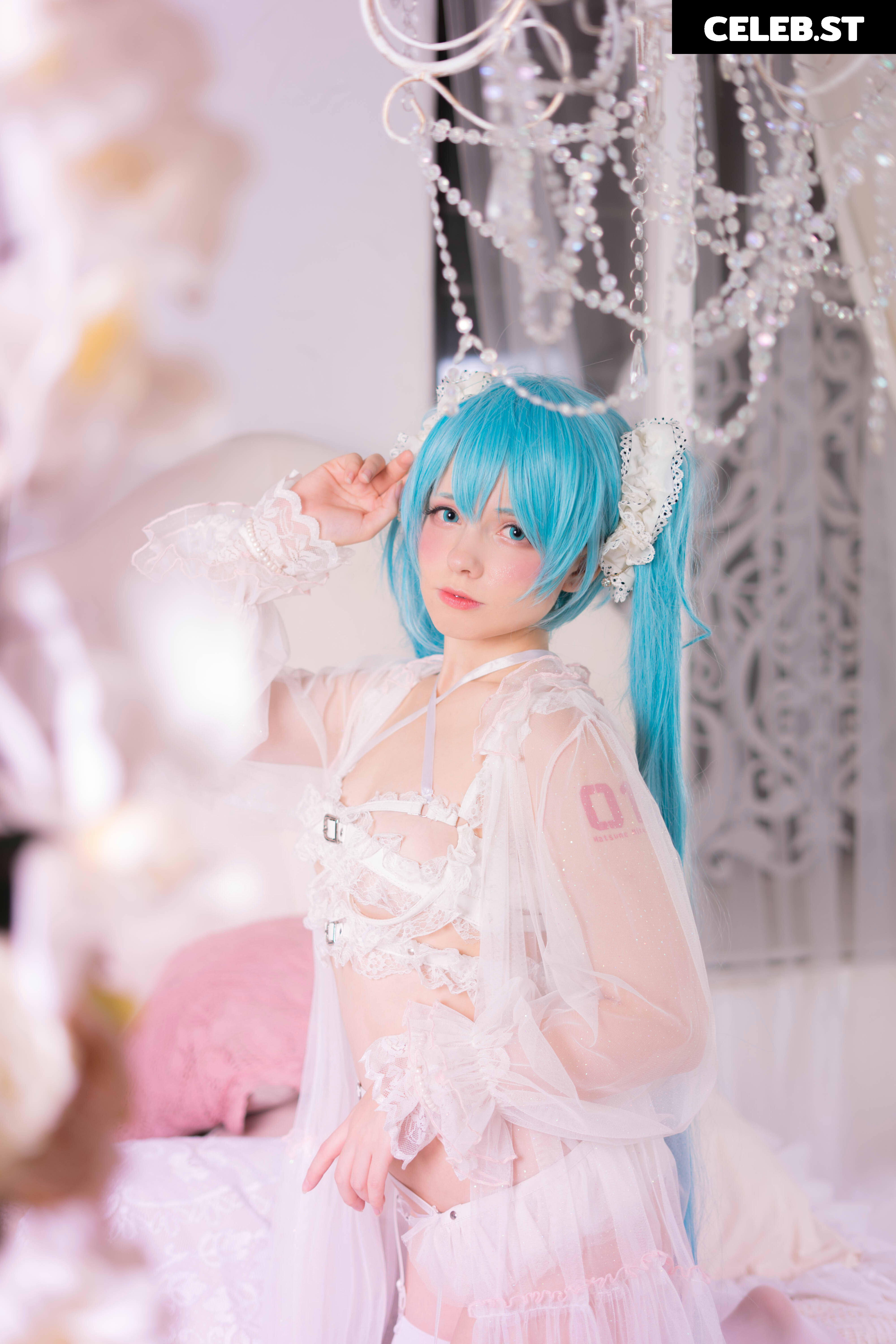 Saya Scarlet Image 20173343