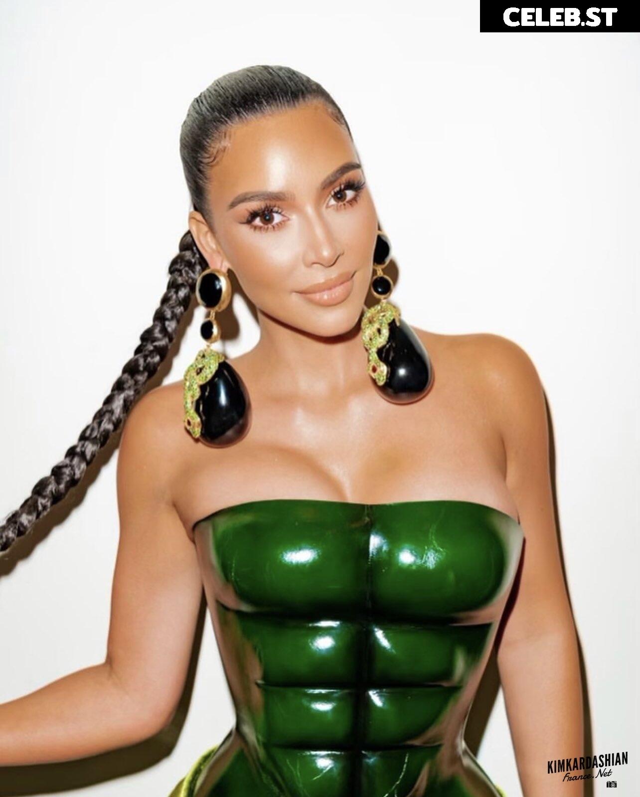 Kim Kardashian Image 2014166