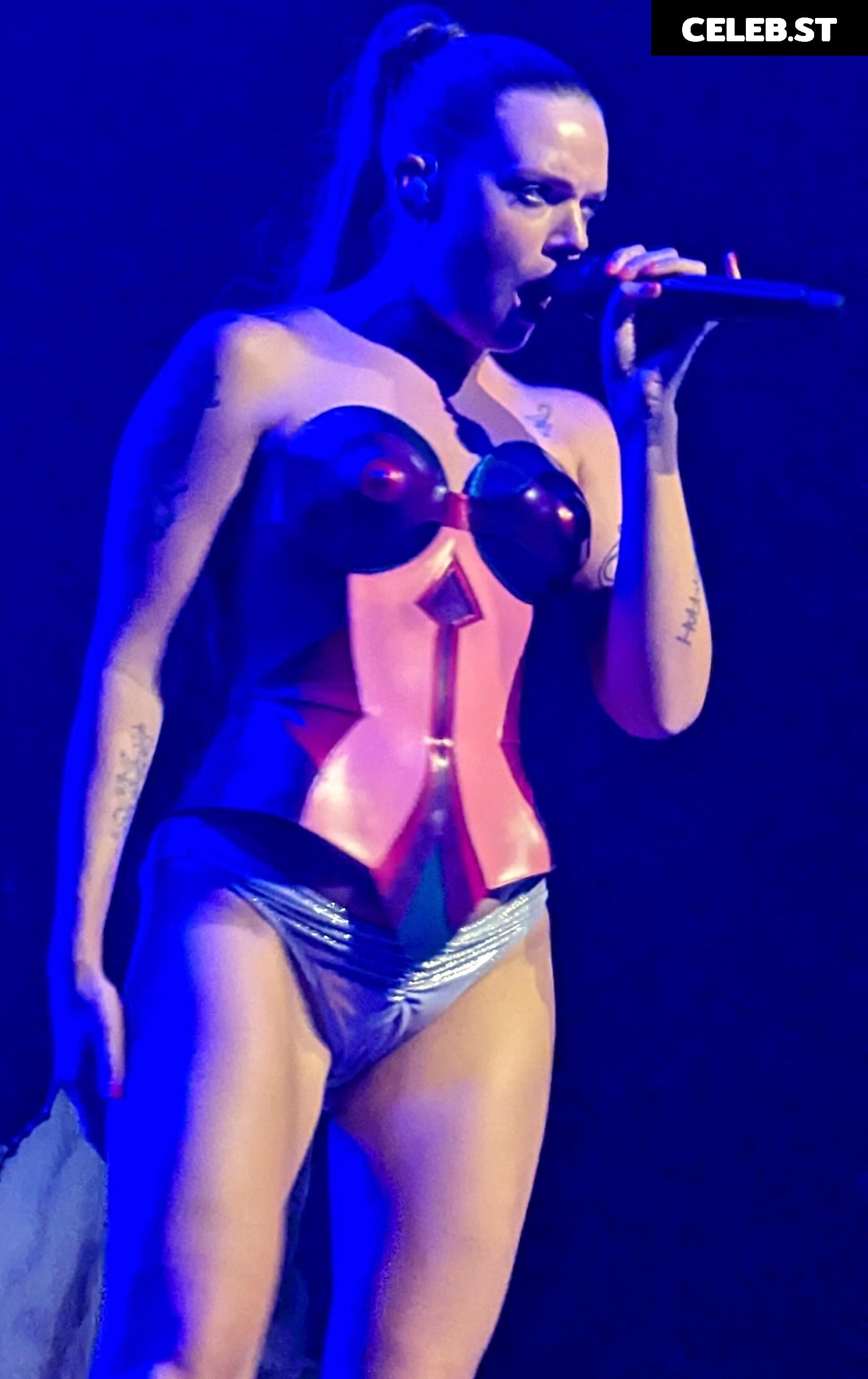 Tove Lo Image 2011022
