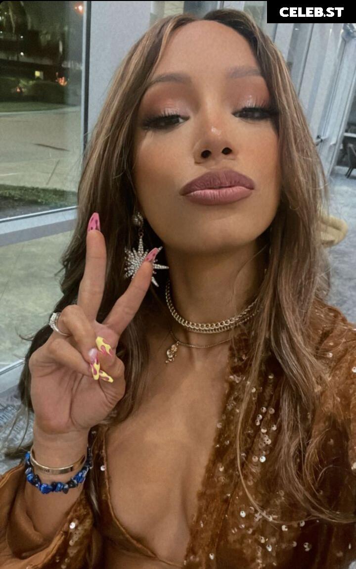 Sasha Banks Image 2011394