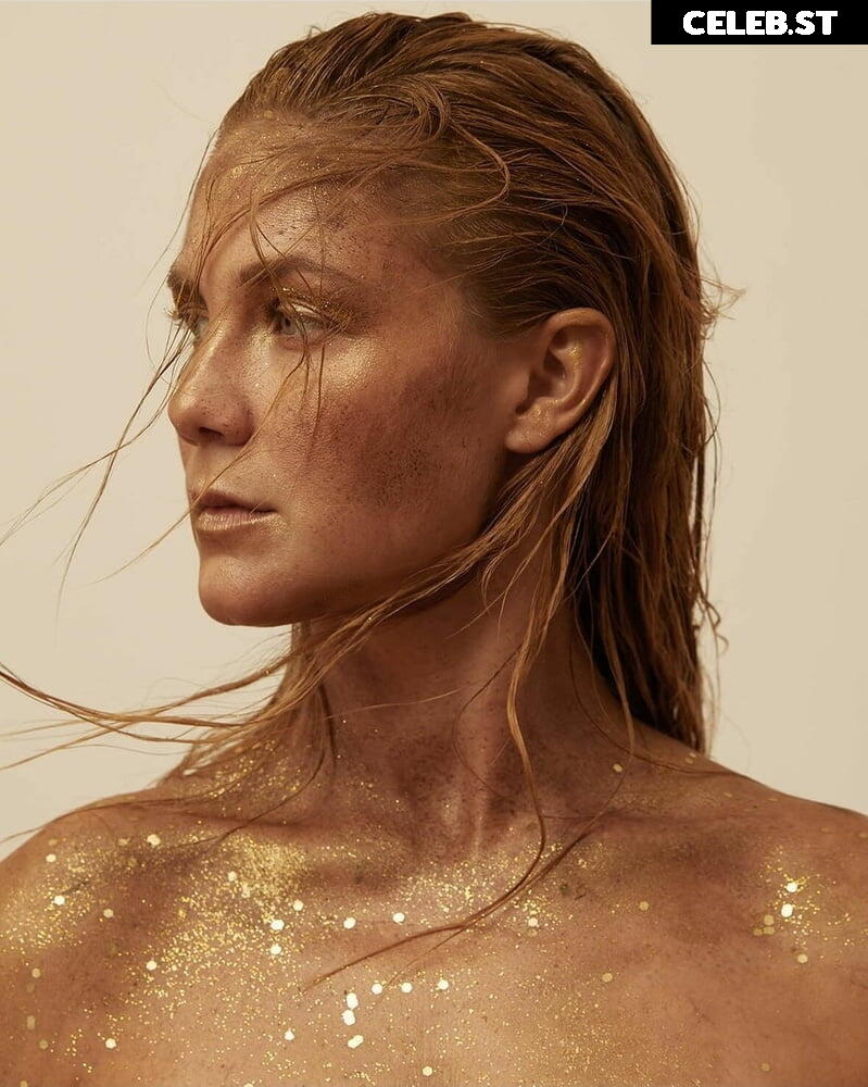 Alina Merkau Image 2012749