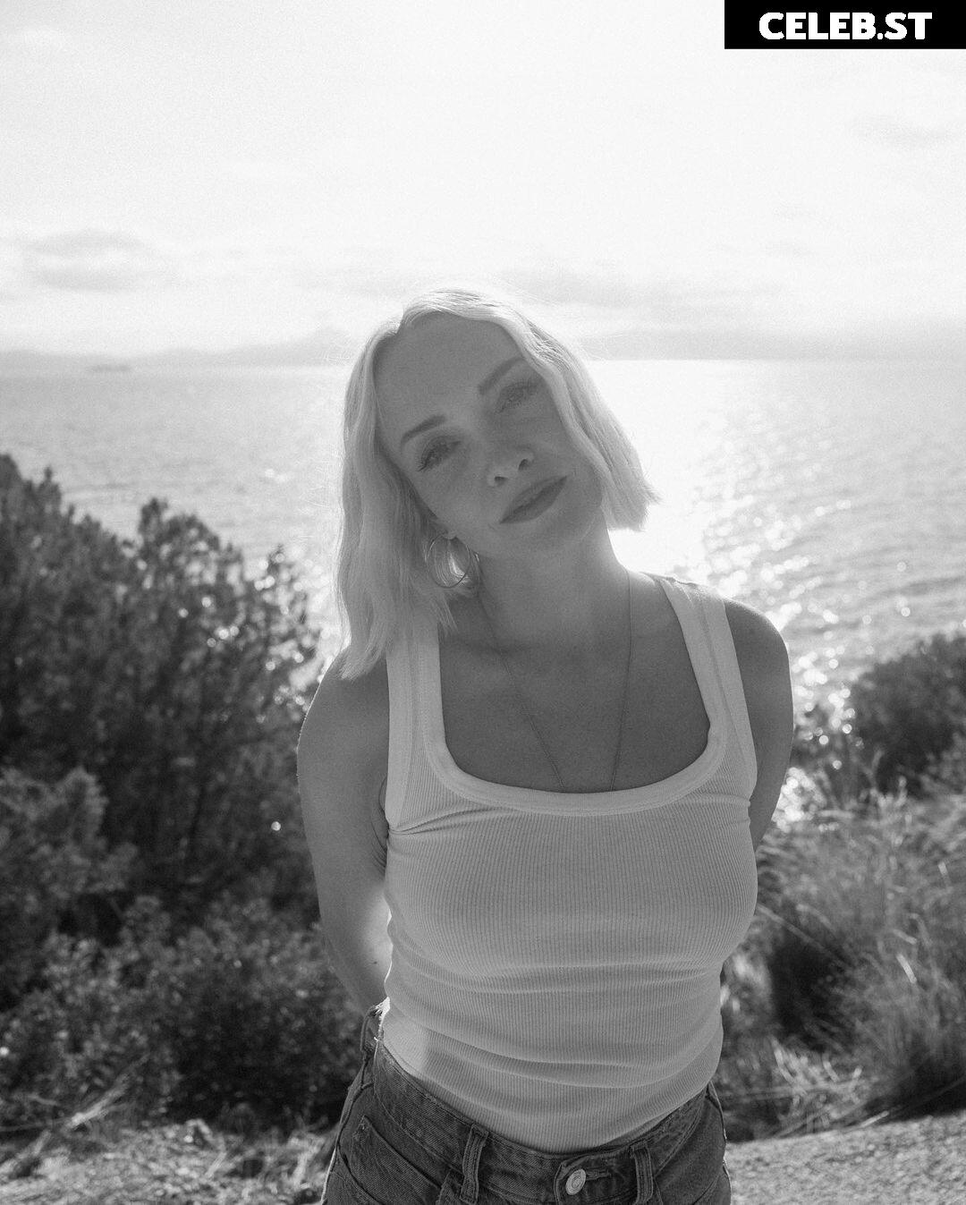 Janin Ullmann Image 2012773