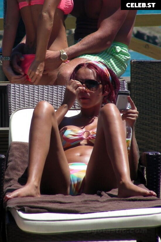 Amy Childs Image 2012695